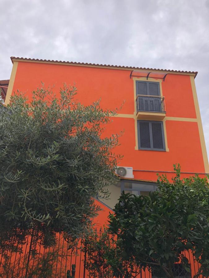 エルコラーノ Ruins Vesuvius Bed & Breakfast エクステリア 写真
